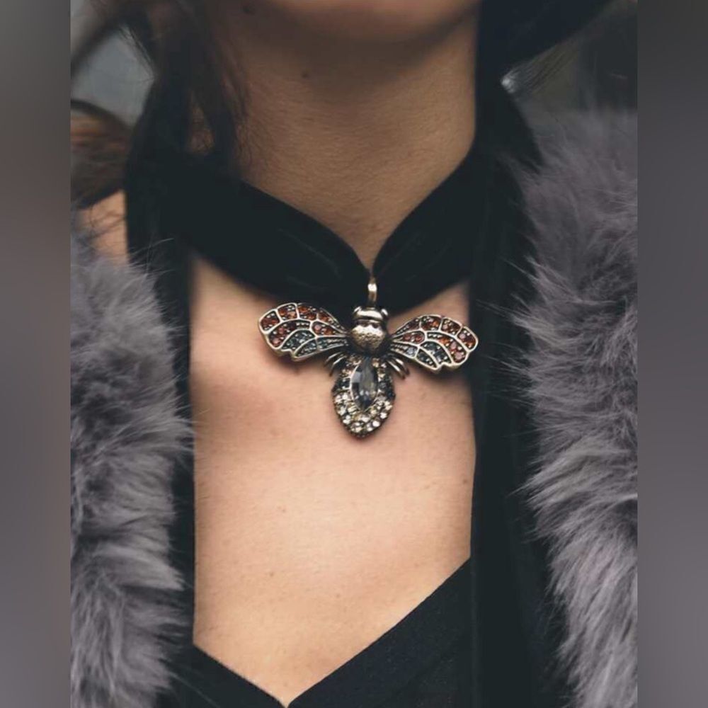 bee choker A804
